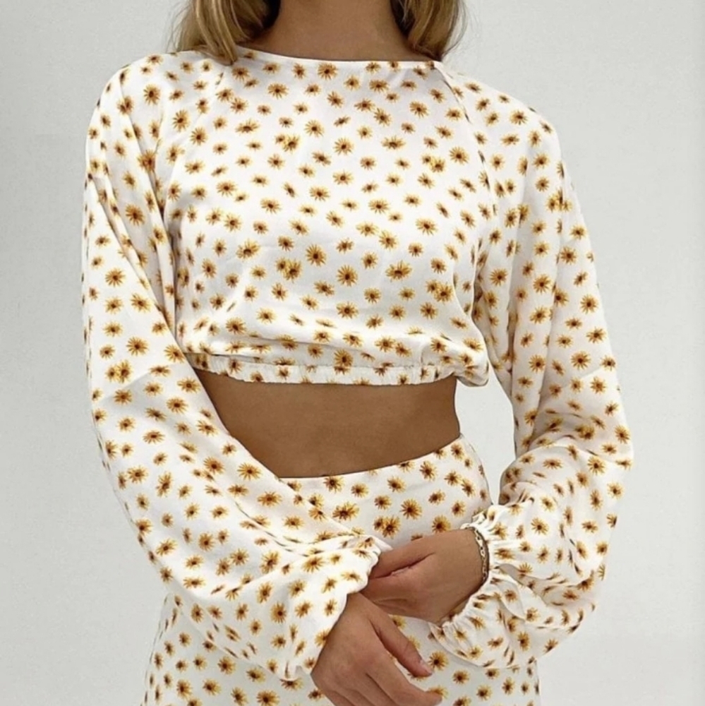 WeWoreWhat Billow Sleeve Floral Top